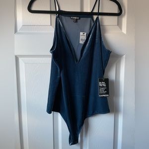 BNWT Express navy Blue Velvet plunge bodysuit size large